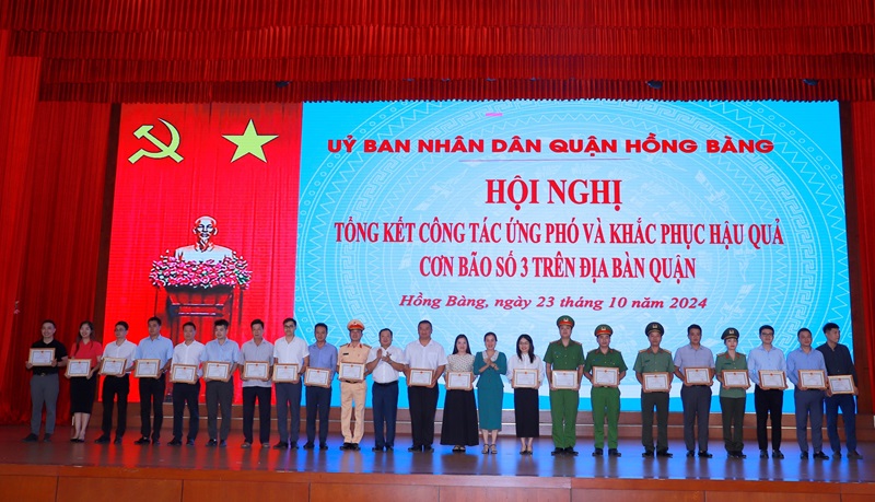 Quận Hồng Bàng hoàn thành sớm nhất công tác khắc phục hậu quả bão số 3